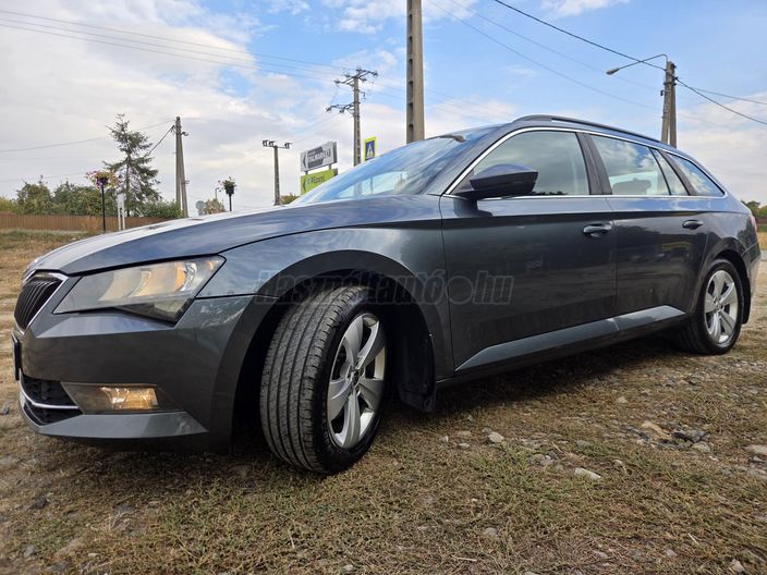 SKODA SUPERB 2.0 TDi Ambition DSG