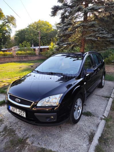 FORD FOCUS 1.8 Ghia
