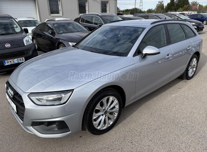 AUDI A4 Avant 35 TDI Advanced S-tronic
