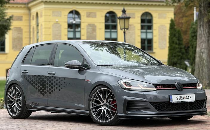 VOLKSWAGEN GOLF VII