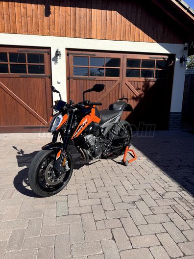 KTM 790 DUKE