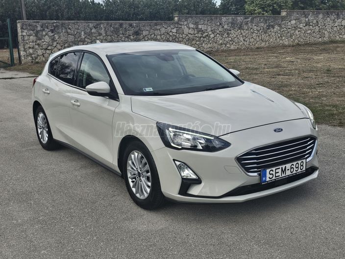 FORD FOCUS 1.0 EcoBoost Titanium