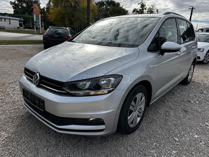 VOLKSWAGEN TOURAN 1.6 TDI BMT SCR Comfortline DSG