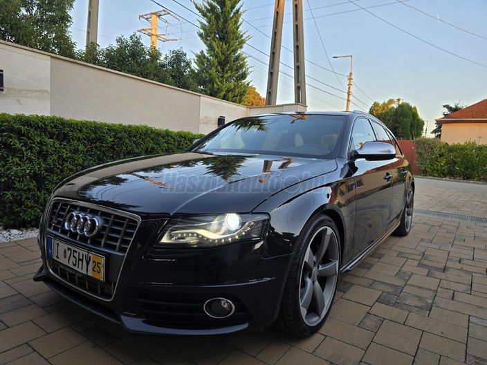 AUDI A4 Avant 3.0 V6 TDI DPF quattro