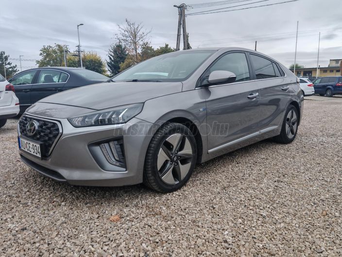 HYUNDAI IONIQ hybrid 1.6 GDi Premium DCT