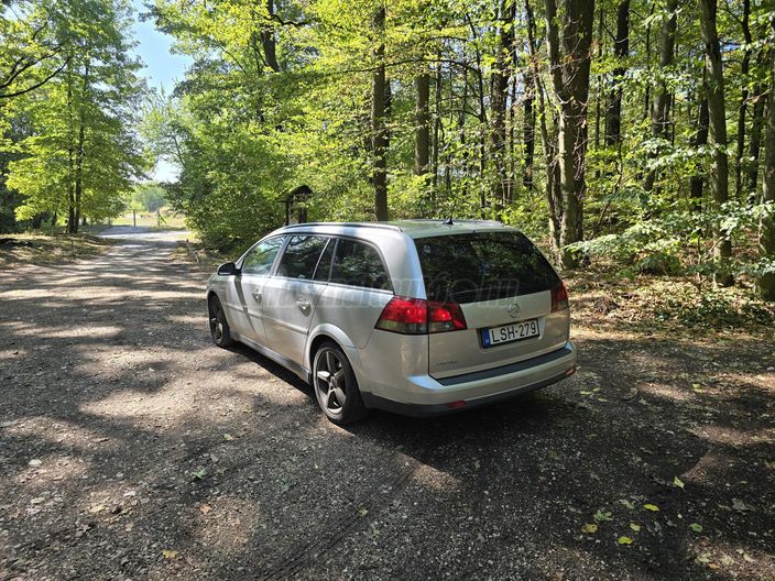 OPEL VECTRA C 1.9 CDTI Elegance