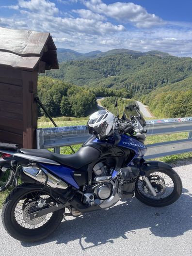 HONDA XL 700 V