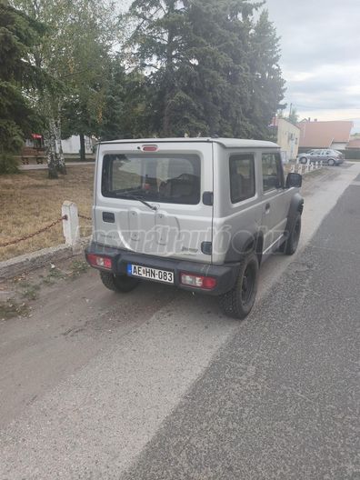 SUZUKI JIMNY 1.5 GL 4WD