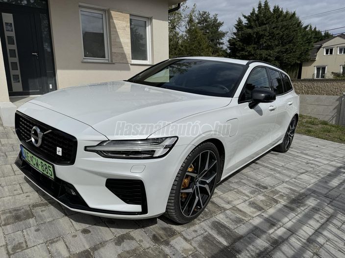 VOLVO V60 2.0 [T8] Twin Engine Polestar Engineered AWD Geartronic