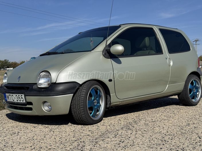 RENAULT TWINGO 1.2 16V Initiale
