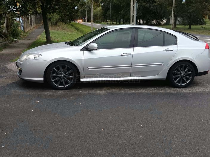 RENAULT LAGUNA 2.0 dCi Dynamique