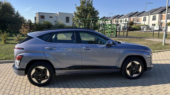 HYUNDAI KONA EV 65,4kWh Premium