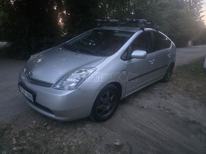 TOYOTA PRIUS 1.5 HSD IPA NAVI 2006 (Automata)