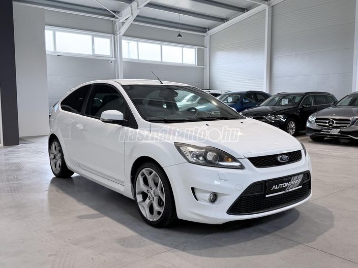 FORD FOCUS ST 2.5 T