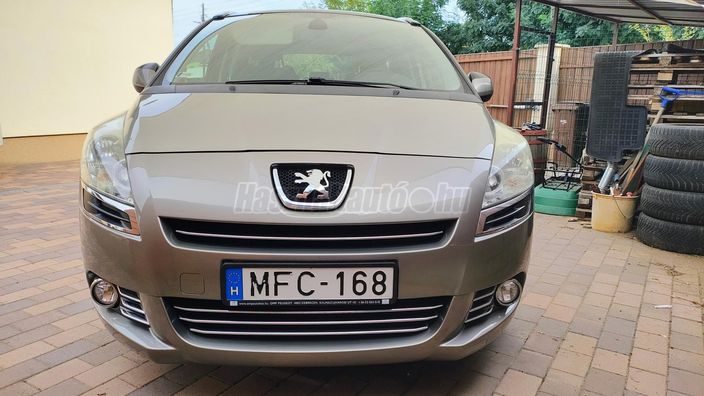PEUGEOT 5008 1.6 HDi Active