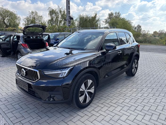 VOLVO XC40 1.5 [T4] Recharge Plus Dark DCT