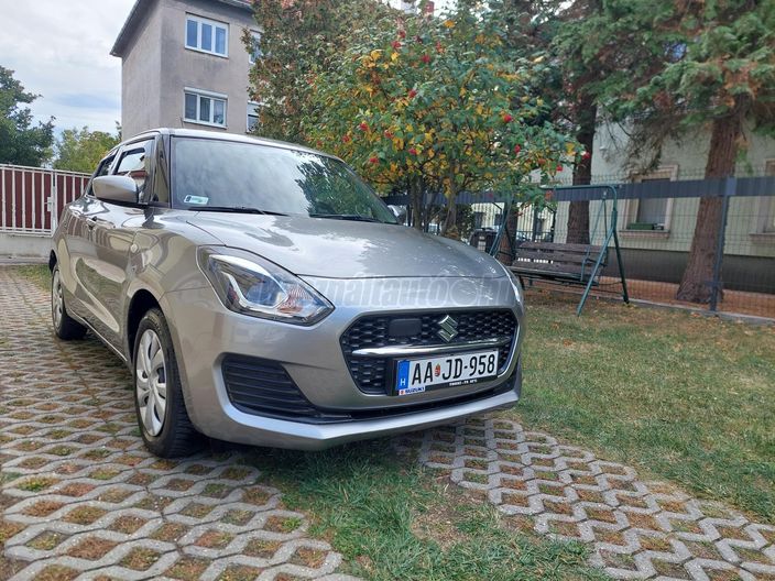 SUZUKI SWIFT 1.2 Dualjet Hybrid GL