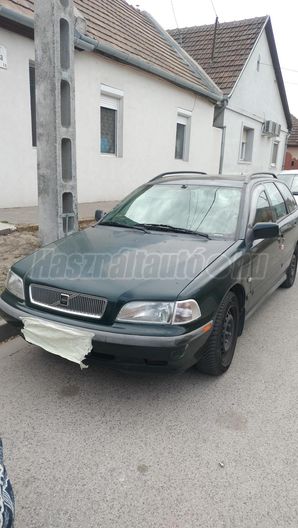 VOLVO V40 1.6