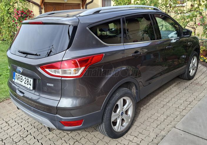 FORD KUGA 1.5 EcoBoost Trend Technology 2WD