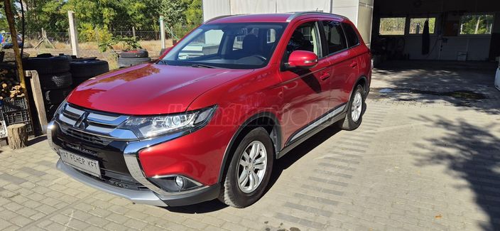 MITSUBISHI OUTLANDER 2.0 MIVEC Elegance