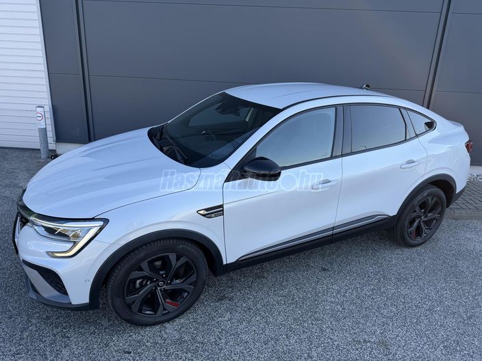 RENAULT ARKANA 1.6 E-Tech Hybrid R.S. Line