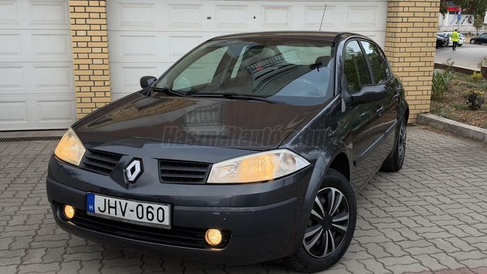 RENAULT MEGANE Limousine 1.4 Authentique