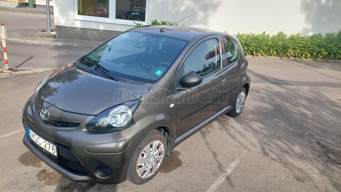 TOYOTA AYGO 1.0