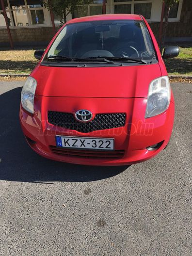 TOYOTA YARIS 1.0 998 Ice