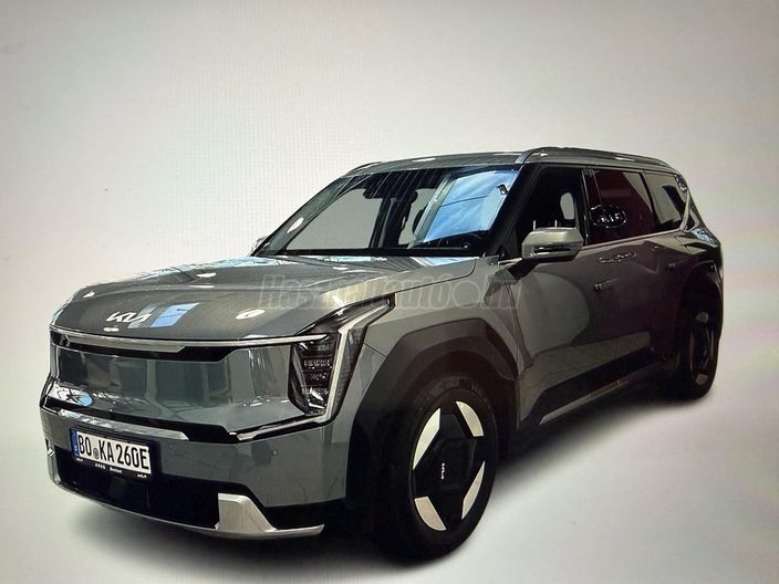 KIA EV9 99,8kWh Earth 4WD [7személy]