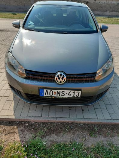 VOLKSWAGEN GOLF VI 1.6 CR TDI Perfekt