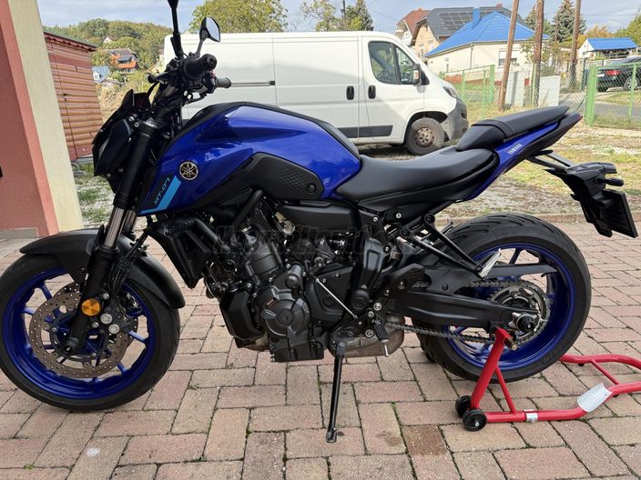 YAMAHA MT-07