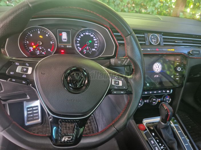 VOLKSWAGEN PASSAT Variant 2.0 TDI BMT SCR Highline DSG