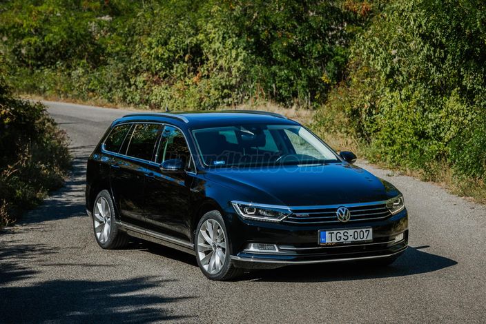 VOLKSWAGEN PASSAT Variant 2.0 TDI BMT SCR Highline 4Motion DSG7