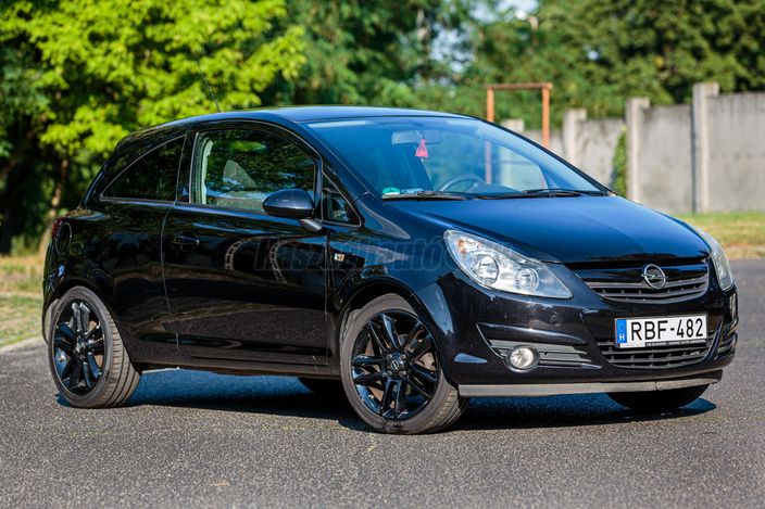 OPEL CORSA D 1.4 111 Years