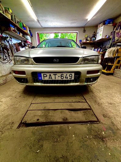 SUBARU IMPREZA 1.6 GL