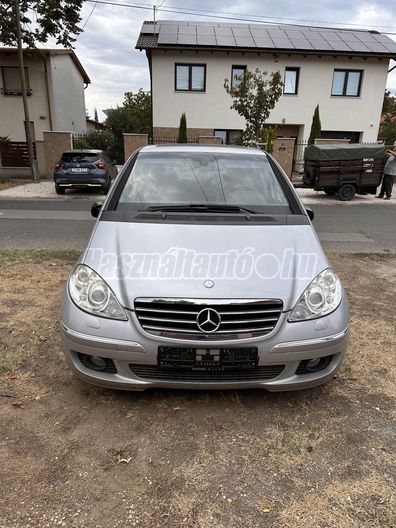MERCEDES-BENZ A 200 T Elegance