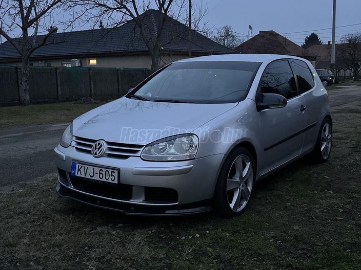 VOLKSWAGEN GOLF V 1.9 TDi Sportline