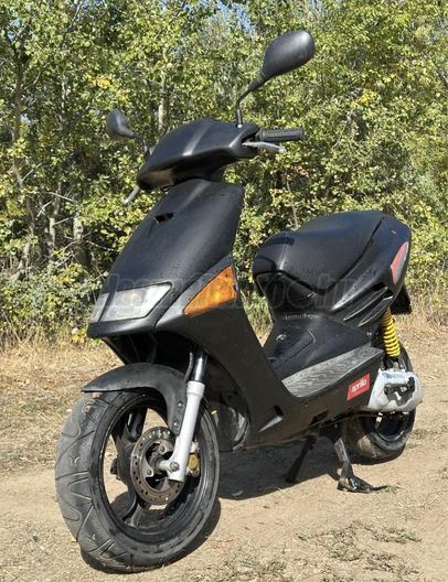 APRILIA SR 50