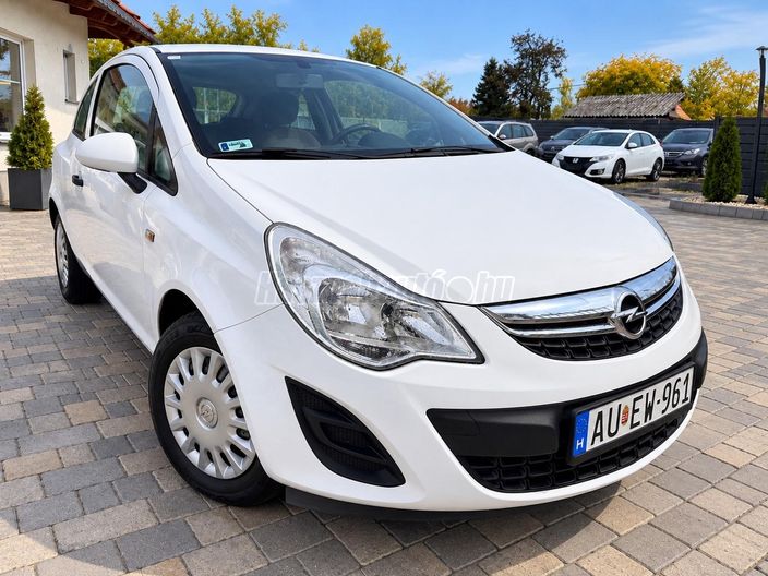 OPEL CORSA D 1.2 Cosmo