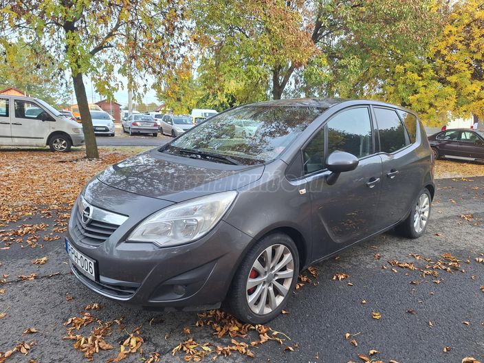 OPEL MERIVA 1.4 T Cosmo