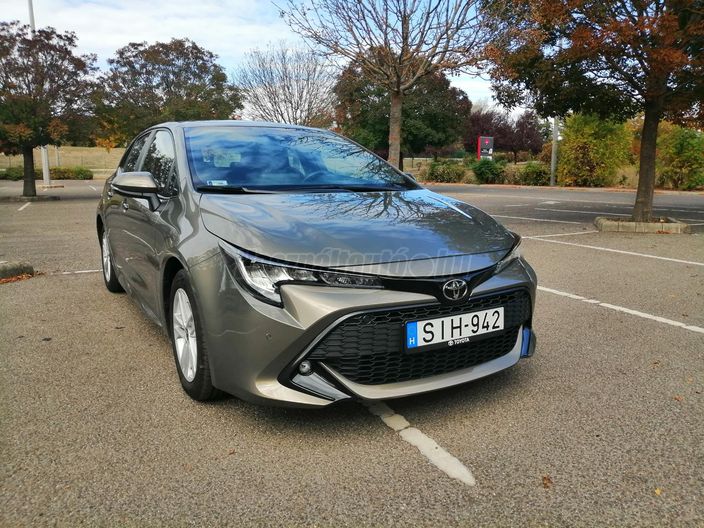 TOYOTA COROLLA 1.2T Active