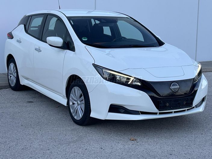 NISSAN LEAF N-Connecta 40kWh (Automata)