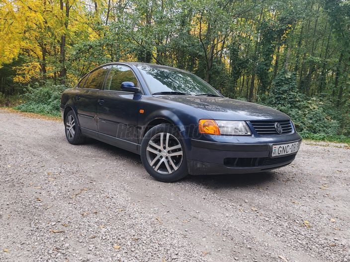 VOLKSWAGEN PASSAT V 1.6 Comfortline