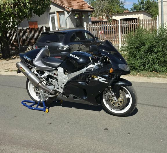 SUZUKI TL 1000 R