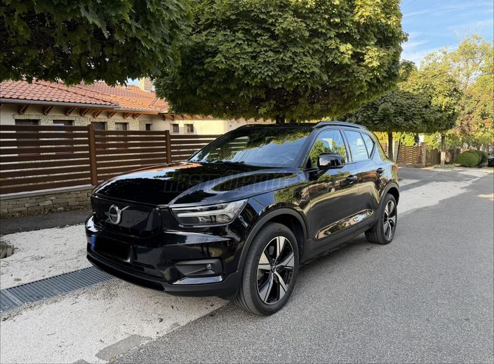 VOLVO XC40 Recharge Twin Pro AWD