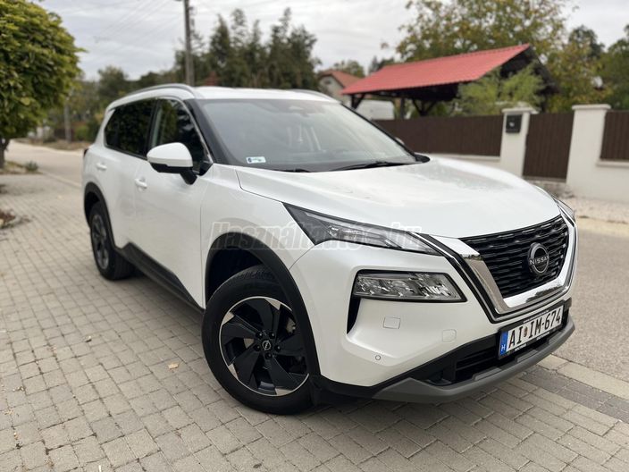 NISSAN X-TRAIL 1.5 VC-T Mild-hybrid N-Connecta Xtronic [7 személy]