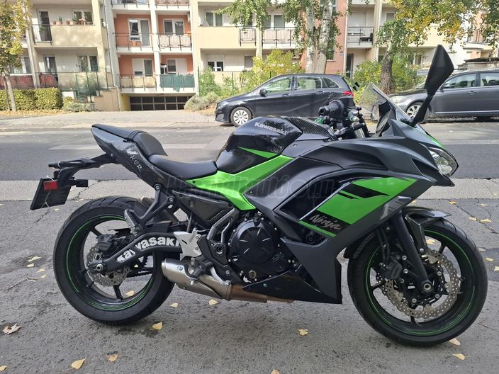 KAWASAKI NINJA 650