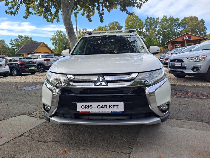 MITSUBISHI OUTLANDER 2.0 MIVEC Invite