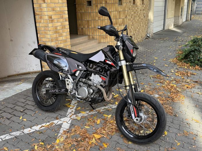 SUZUKI DR-Z 400