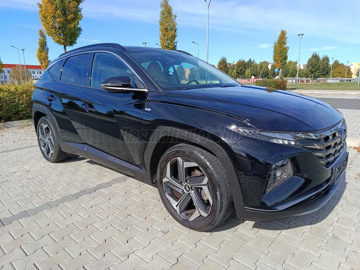 HYUNDAI TUCSON 1.6 CRDi HP MHEV Executive DCT